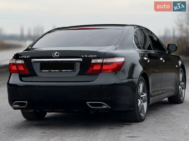 Черный Лексус ЛС, объемом двигателя 4.61 л и пробегом 308 тыс. км за 11999 $, фото 24 на Automoto.ua