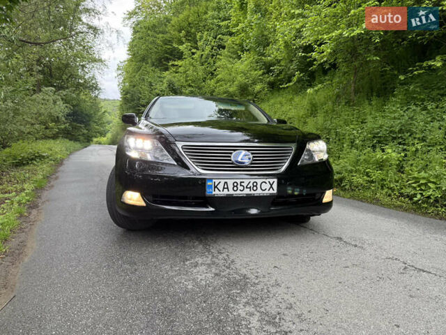 Черный Лексус ЛС, объемом двигателя 4.97 л и пробегом 220 тыс. км за 16000 $, фото 9 на Automoto.ua