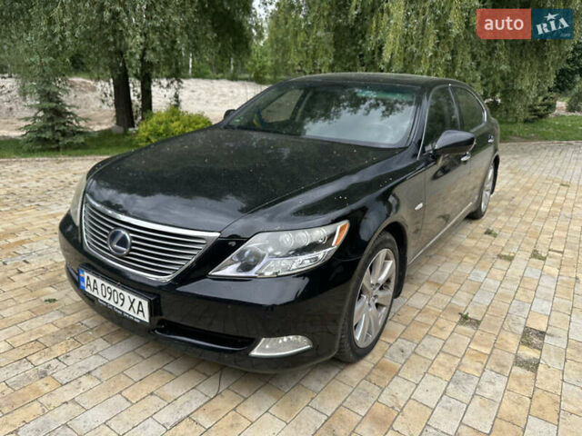 Черный Лексус ЛС, объемом двигателя 5 л и пробегом 142 тыс. км за 16900 $, фото 12 на Automoto.ua