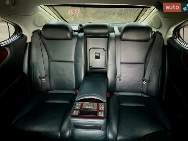 Чорний Лексус ЛС, об'ємом двигуна 4.61 л та пробігом 230 тис. км за 11700 $, фото 6 на Automoto.ua