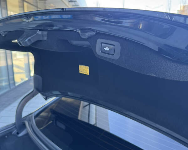 Черный Лексус ЛС, объемом двигателя 4.6 л и пробегом 215 тыс. км за 12400 $, фото 24 на Automoto.ua