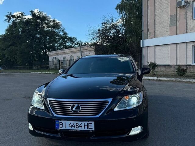 Чорний Лексус ЛС, об'ємом двигуна 4.61 л та пробігом 252 тис. км за 15000 $, фото 12 на Automoto.ua