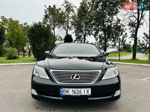 Черный Лексус ЛС, объемом двигателя 4.61 л и пробегом 200 тыс. км за 13900 $, фото 2 на Automoto.ua