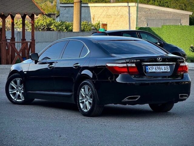 Черный Лексус ЛС, объемом двигателя 4.61 л и пробегом 312 тыс. км за 11000 $, фото 5 на Automoto.ua