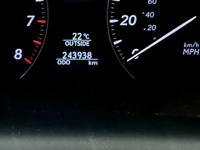 Черный Лексус ЛС, объемом двигателя 4.6 л и пробегом 243 тыс. км за 10000 $, фото 8 на Automoto.ua