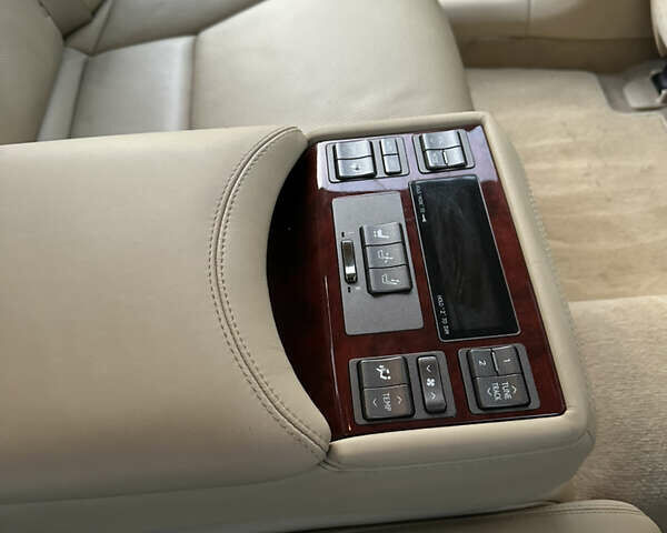Черный Лексус ЛС, объемом двигателя 4.61 л и пробегом 190 тыс. км за 14500 $, фото 8 на Automoto.ua