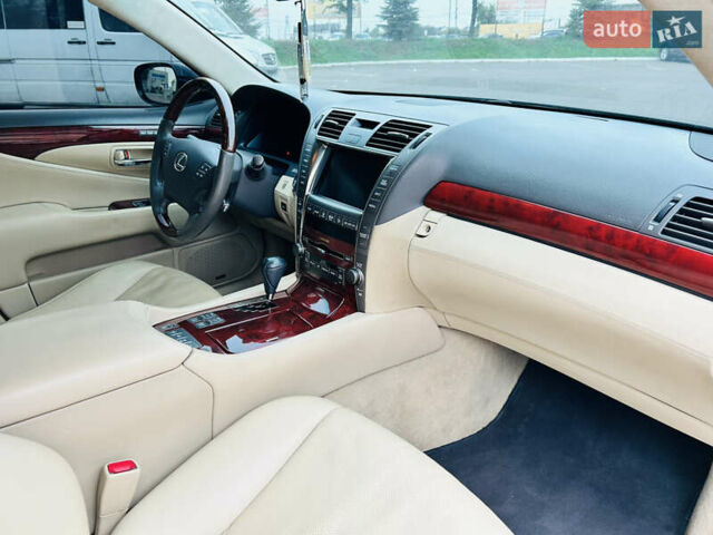 Черный Лексус ЛС, объемом двигателя 4.61 л и пробегом 200 тыс. км за 13900 $, фото 17 на Automoto.ua