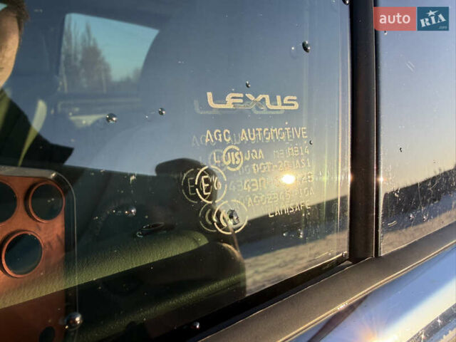 Чорний Лексус ЛС, об'ємом двигуна 4.97 л та пробігом 323 тис. км за 15500 $, фото 9 на Automoto.ua