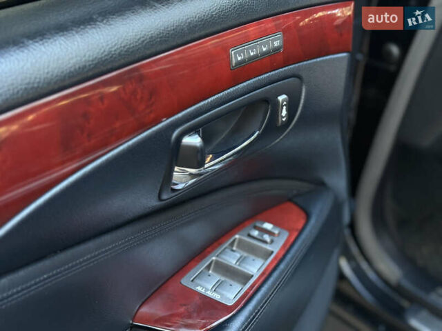 Чорний Лексус ЛС, об'ємом двигуна 4.61 л та пробігом 242 тис. км за 12600 $, фото 11 на Automoto.ua