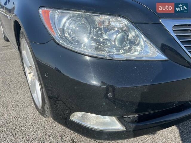 Чорний Лексус ЛС, об'ємом двигуна 4.61 л та пробігом 245 тис. км за 15400 $, фото 12 на Automoto.ua