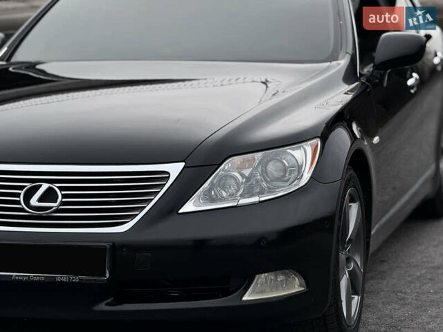 Черный Лексус ЛС, объемом двигателя 4.61 л и пробегом 308 тыс. км за 11999 $, фото 7 на Automoto.ua