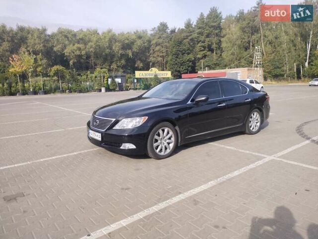 Черный Лексус ЛС, объемом двигателя 4.61 л и пробегом 210 тыс. км за 12000 $, фото 4 на Automoto.ua
