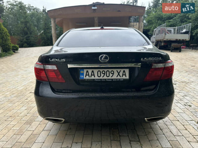 Черный Лексус ЛС, объемом двигателя 5 л и пробегом 142 тыс. км за 16900 $, фото 6 на Automoto.ua