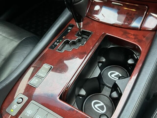 Черный Лексус ЛС, объемом двигателя 4.6 л и пробегом 230 тыс. км за 13800 $, фото 14 на Automoto.ua