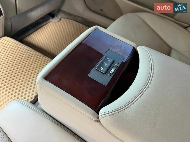 Черный Лексус ЛС, объемом двигателя 4.61 л и пробегом 262 тыс. км за 9500 $, фото 24 на Automoto.ua