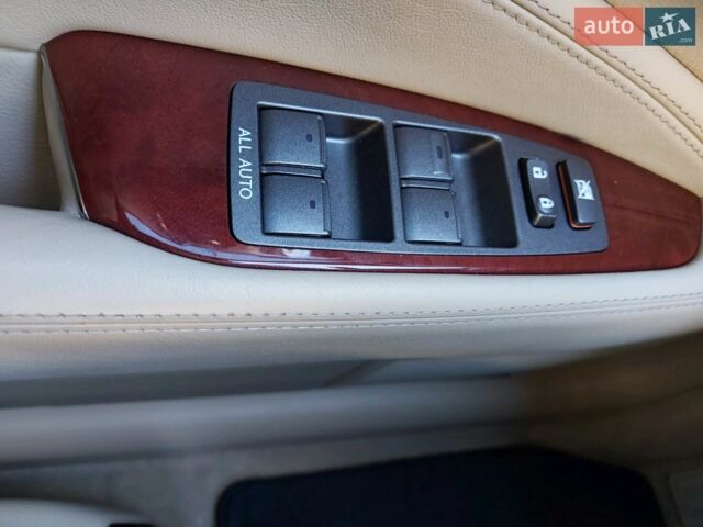 Черный Лексус ЛС, объемом двигателя 4.6 л и пробегом 160 тыс. км за 22499 $, фото 29 на Automoto.ua