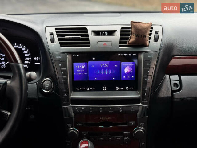 Черный Лексус ЛС, объемом двигателя 4.61 л и пробегом 308 тыс. км за 11999 $, фото 30 на Automoto.ua