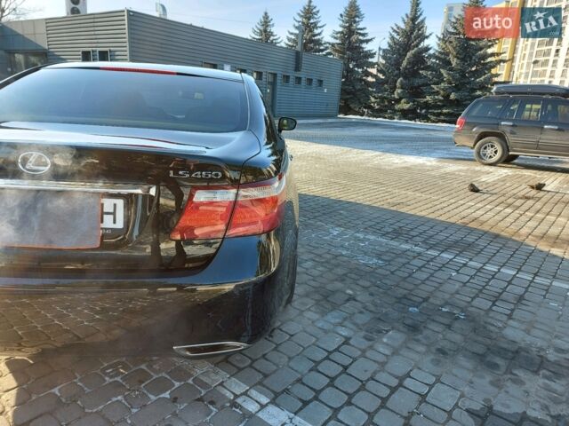 Черный Лексус ЛС, объемом двигателя 4.6 л и пробегом 160 тыс. км за 22499 $, фото 8 на Automoto.ua