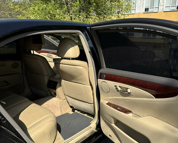 Чорний Лексус ЛС, об'ємом двигуна 4.6 л та пробігом 240 тис. км за 14600 $, фото 10 на Automoto.ua
