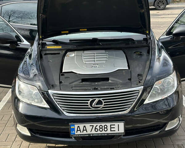 Чорний Лексус ЛС, об'ємом двигуна 4.61 л та пробігом 315 тис. км за 13888 $, фото 6 на Automoto.ua