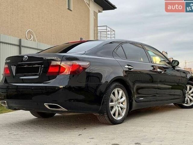 Черный Лексус ЛС, объемом двигателя 4.97 л и пробегом 282 тыс. км за 12500 $, фото 7 на Automoto.ua