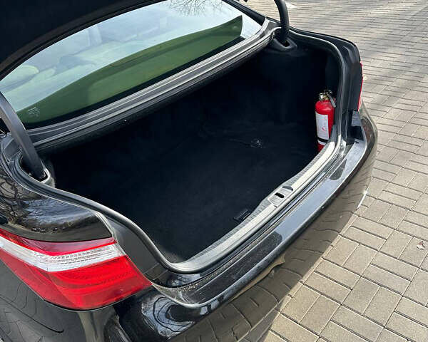 Чорний Лексус ЛС, об'ємом двигуна 4.61 л та пробігом 315 тис. км за 13888 $, фото 7 на Automoto.ua