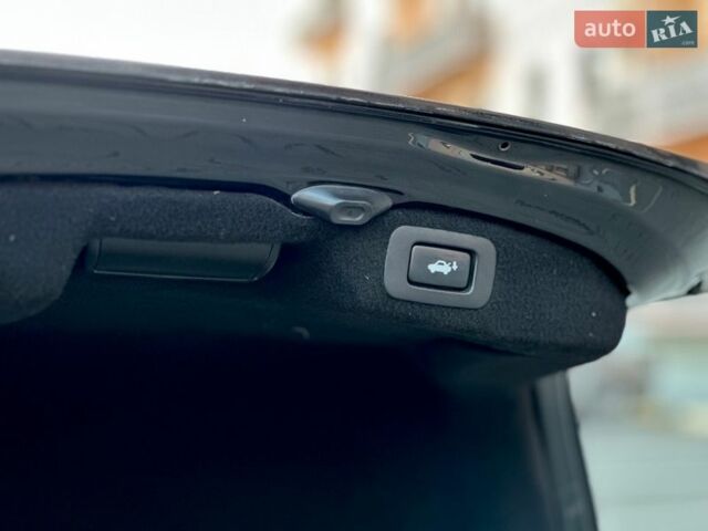 Чорний Лексус ЛС, об'ємом двигуна 4.97 л та пробігом 268 тис. км за 12500 $, фото 26 на Automoto.ua