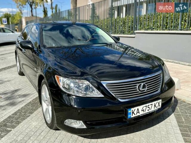 Черный Лексус ЛС, объемом двигателя 4.61 л и пробегом 268 тыс. км за 9400 $, фото 10 на Automoto.ua