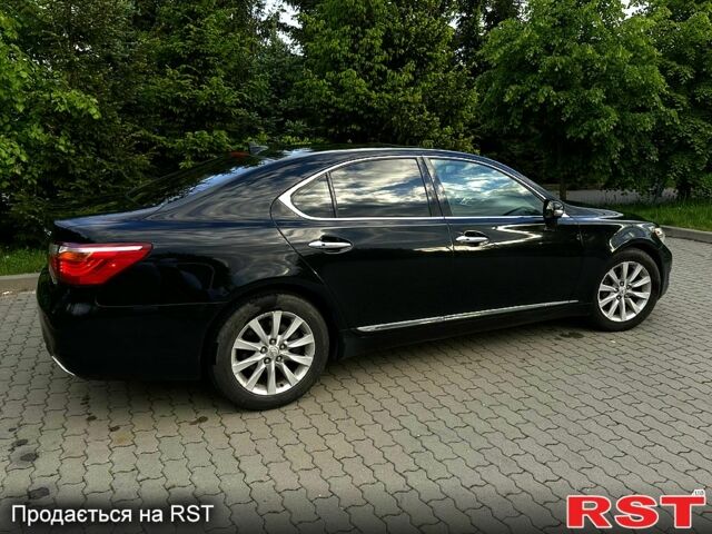 Чорний Лексус ЛС, об'ємом двигуна 4.6 л та пробігом 169 тис. км за 15000 $, фото 2 на Automoto.ua