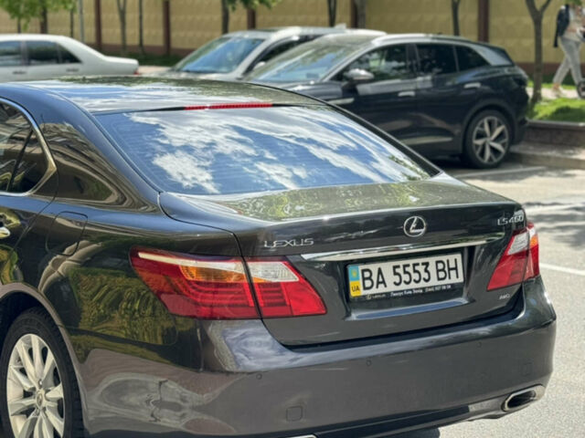 Чорний Лексус ЛС, об'ємом двигуна 4.61 л та пробігом 128 тис. км за 20000 $, фото 16 на Automoto.ua
