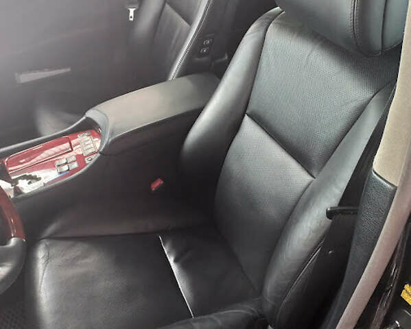 Черный Лексус ЛС, объемом двигателя 4.61 л и пробегом 280 тыс. км за 13999 $, фото 22 на Automoto.ua