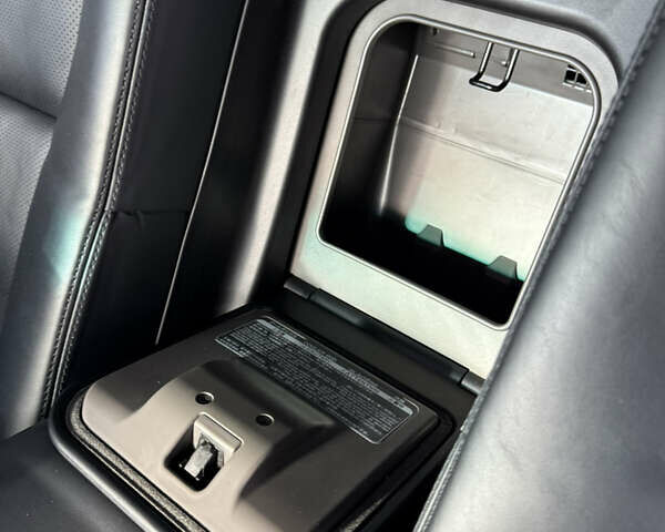 Черный Лексус ЛС, объемом двигателя 4.61 л и пробегом 114 тыс. км за 20999 $, фото 24 на Automoto.ua