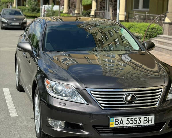 Черный Лексус ЛС, объемом двигателя 4.61 л и пробегом 114 тыс. км за 20999 $, фото 11 на Automoto.ua