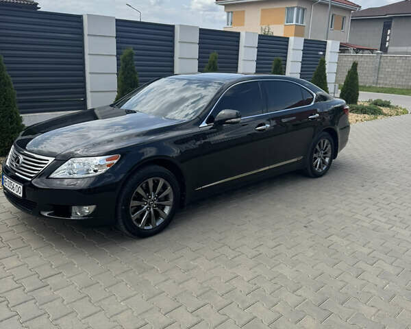 Чорний Лексус ЛС, об'ємом двигуна 4.61 л та пробігом 151 тис. км за 19999 $, фото 1 на Automoto.ua