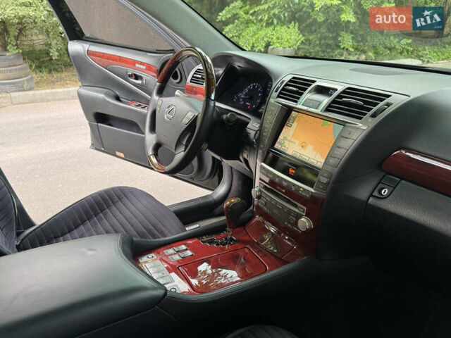 Чорний Лексус ЛС, об'ємом двигуна 4.61 л та пробігом 151 тис. км за 19999 $, фото 74 на Automoto.ua