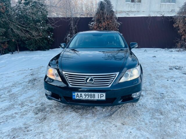 Черный Лексус ЛС, объемом двигателя 4.6 л и пробегом 280 тыс. км за 13900 $, фото 1 на Automoto.ua