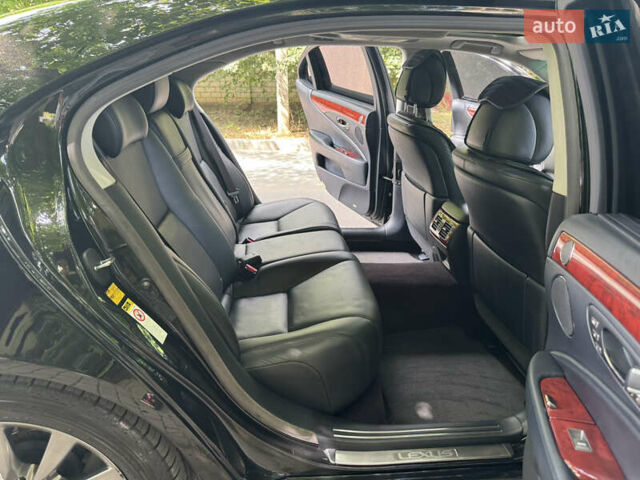 Чорний Лексус ЛС, об'ємом двигуна 4.61 л та пробігом 151 тис. км за 19999 $, фото 64 на Automoto.ua