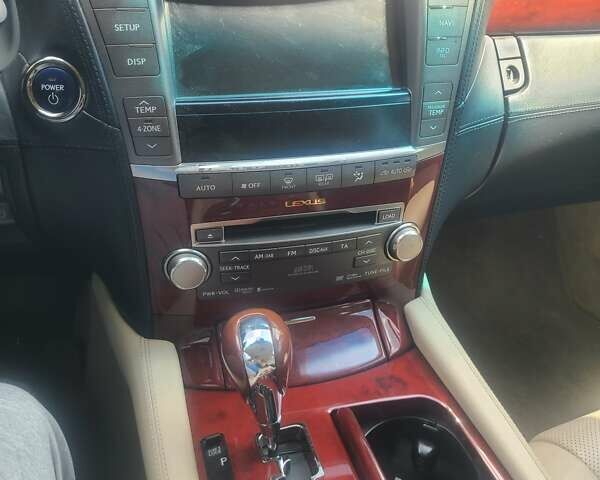 Чорний Лексус ЛС, об'ємом двигуна 4.97 л та пробігом 178 тис. км за 21600 $, фото 16 на Automoto.ua