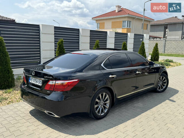 Чорний Лексус ЛС, об'ємом двигуна 4.61 л та пробігом 151 тис. км за 19999 $, фото 56 на Automoto.ua