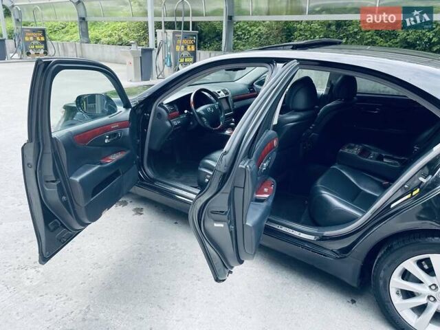 Чорний Лексус ЛС, об'ємом двигуна 4.61 л та пробігом 280 тис. км за 10600 $, фото 8 на Automoto.ua