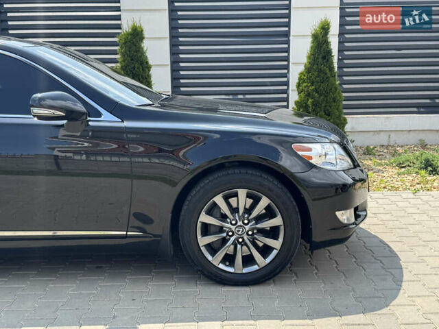 Чорний Лексус ЛС, об'ємом двигуна 4.61 л та пробігом 151 тис. км за 19999 $, фото 49 на Automoto.ua