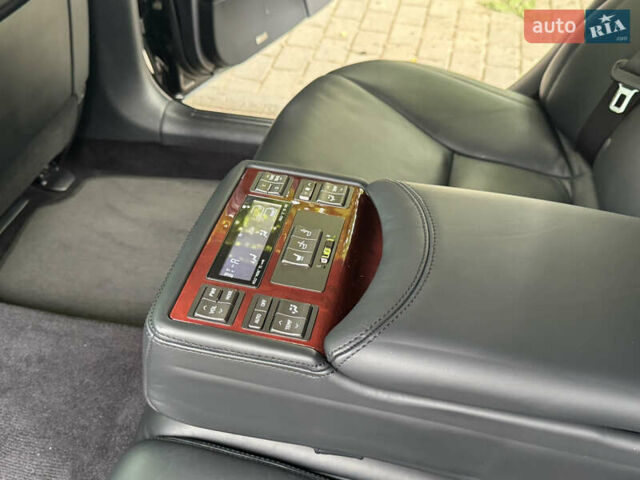 Чорний Лексус ЛС, об'ємом двигуна 4.61 л та пробігом 151 тис. км за 19999 $, фото 83 на Automoto.ua