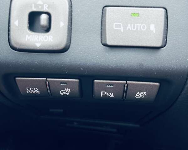 Чорний Лексус ЛС, об'ємом двигуна 4.61 л та пробігом 280 тис. км за 10600 $, фото 3 на Automoto.ua