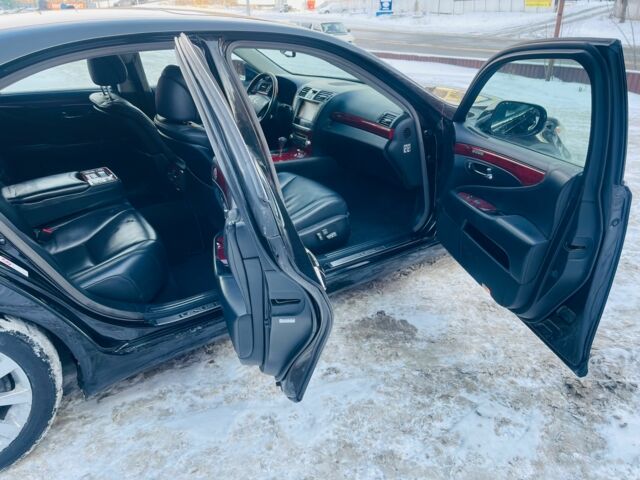 Черный Лексус ЛС, объемом двигателя 4.6 л и пробегом 280 тыс. км за 13900 $, фото 10 на Automoto.ua