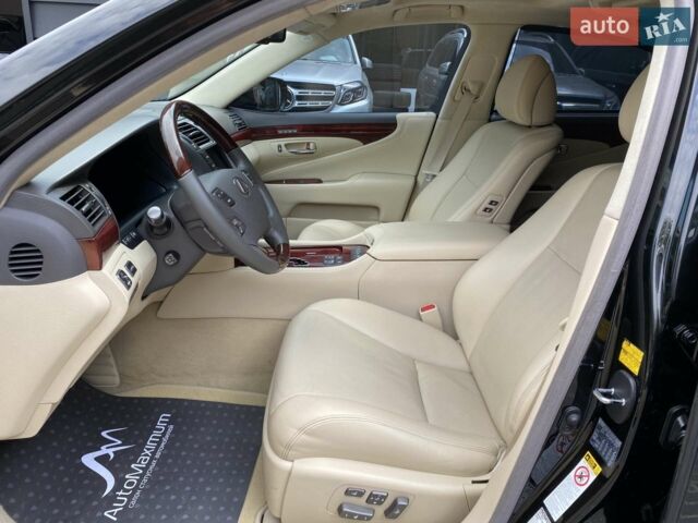 Черный Лексус ЛС, объемом двигателя 4.6 л и пробегом 215 тыс. км за 14900 $, фото 8 на Automoto.ua