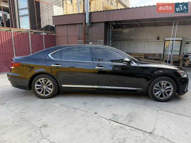 Черный Лексус ЛС, объемом двигателя 4.61 л и пробегом 178 тыс. км за 24990 $, фото 3 на Automoto.ua