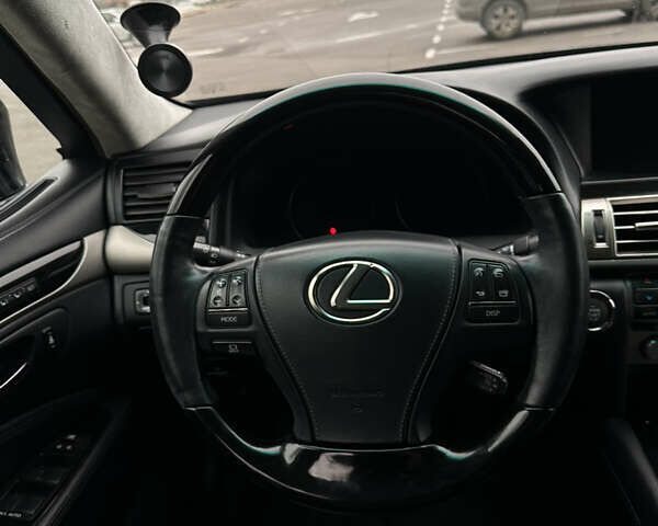 Чорний Лексус ЛС, об'ємом двигуна 4.61 л та пробігом 190 тис. км за 23900 $, фото 26 на Automoto.ua