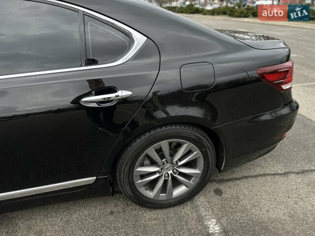 Чорний Лексус ЛС, об'ємом двигуна 4.61 л та пробігом 190 тис. км за 23900 $, фото 10 на Automoto.ua