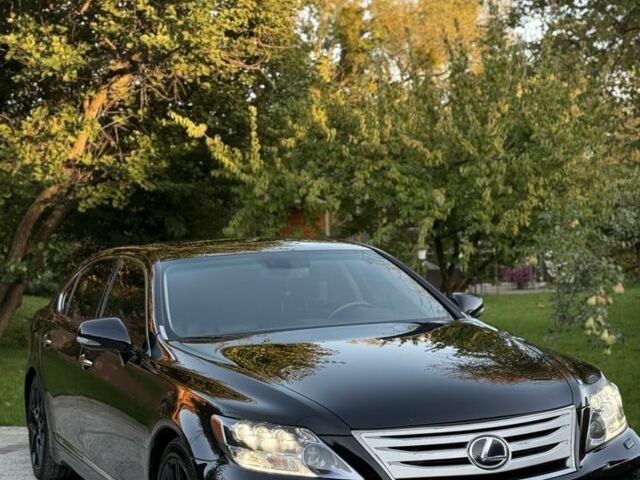 Чорний Лексус ЛС, об'ємом двигуна 5 л та пробігом 180 тис. км за 14900 $, фото 20 на Automoto.ua