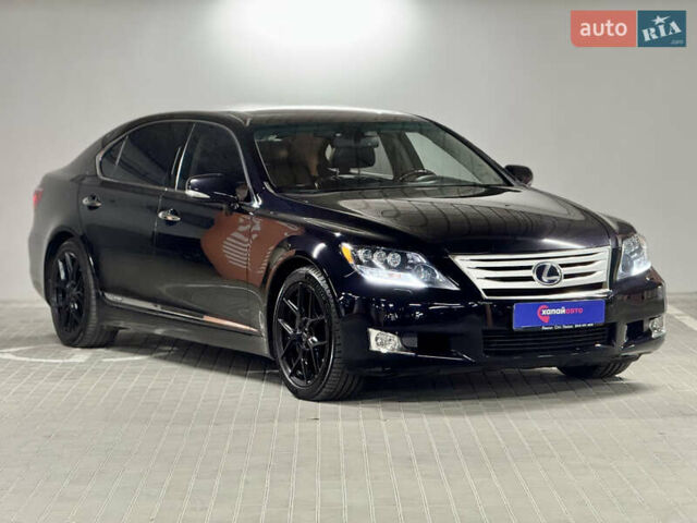 Черный Лексус ЛС, объемом двигателя 4.97 л и пробегом 189 тыс. км за 16700 $, фото 2 на Automoto.ua